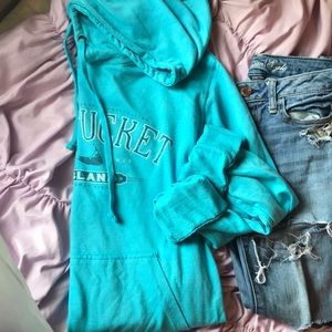 SHOP THE LOOK COLLECTION